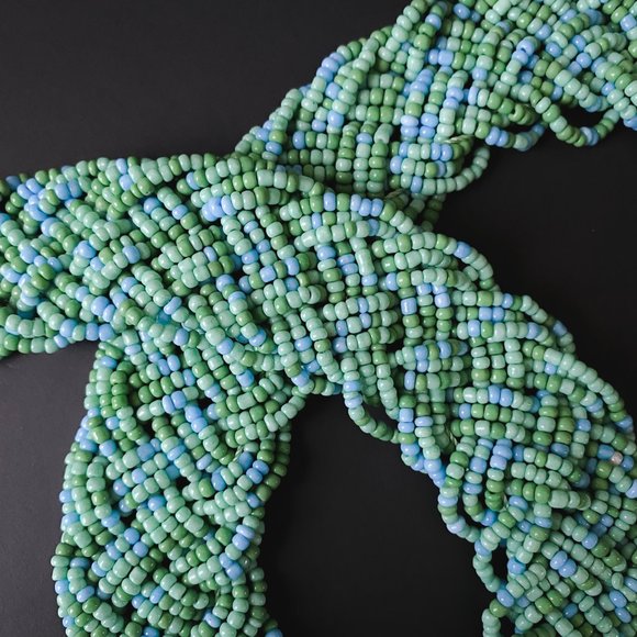 Tanjore India SignedTurquoise Blue Green Woven Seed Bead Collar Bib Necklace - Picture 7 of 12